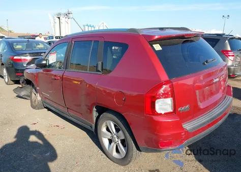 2012 Jeep Compass Latitude z USA, uszkodzony, nr VIN 1C4NJDEB3CD537625